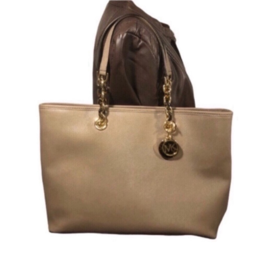 NWT Michael Kors MK MICHAEL Cynthia Large Leather Tote NEW with TAGS